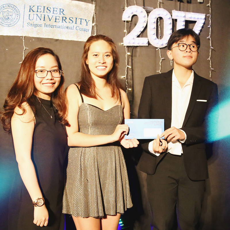 Cùng KUV Saigon gửi “lời chào tạm biệt lấp lánh” đến năm 2017 và chào mừng năm 2018
